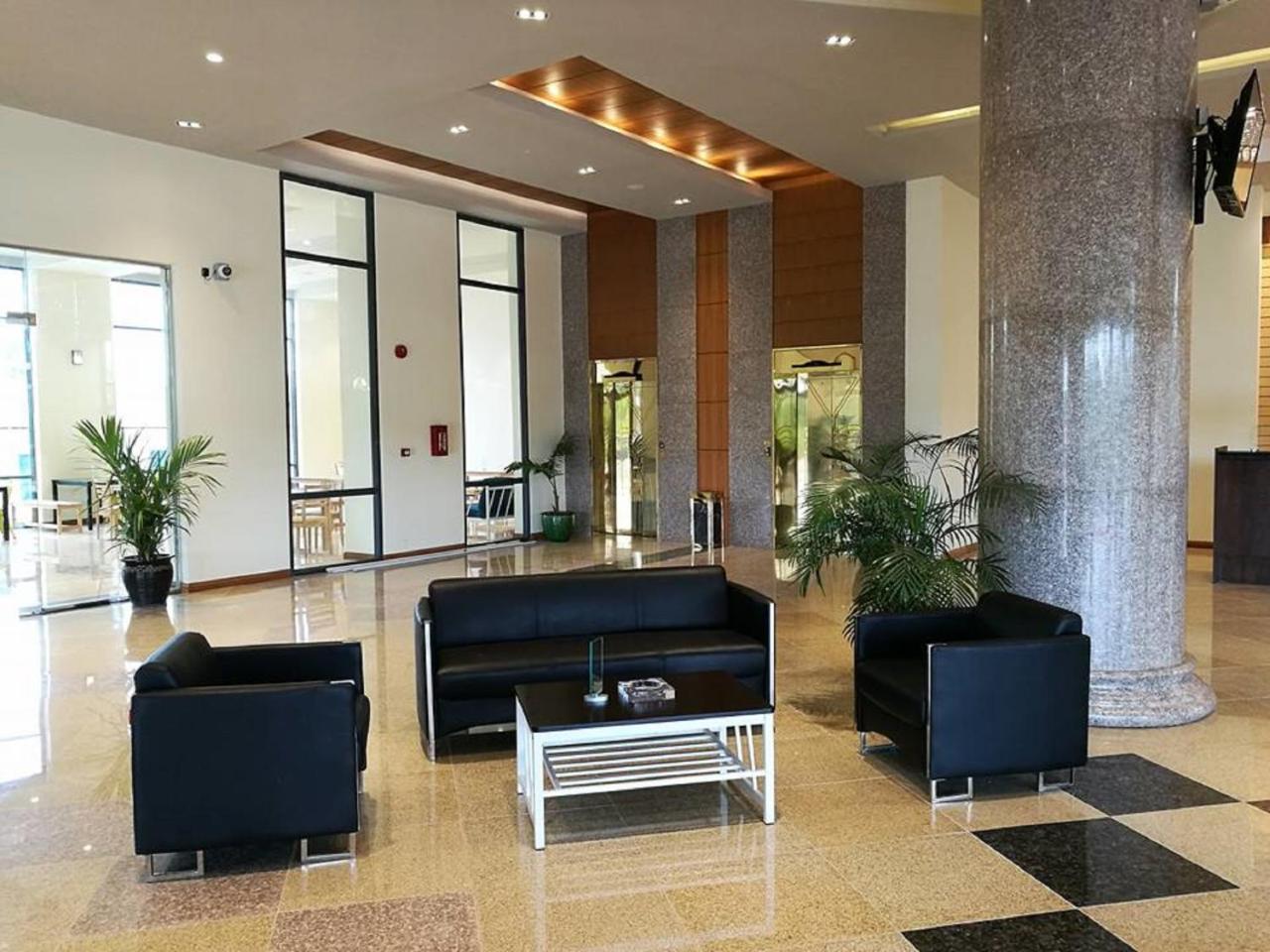 Vegas Hotel - Nay Pyi Taw Naypyidaw Exterior photo